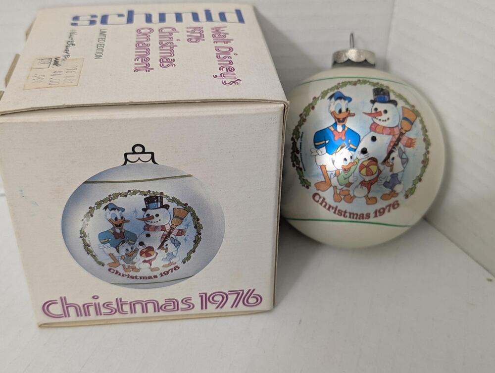 1976 Schmid Disney Donald Duck Christmas Ornament in Box